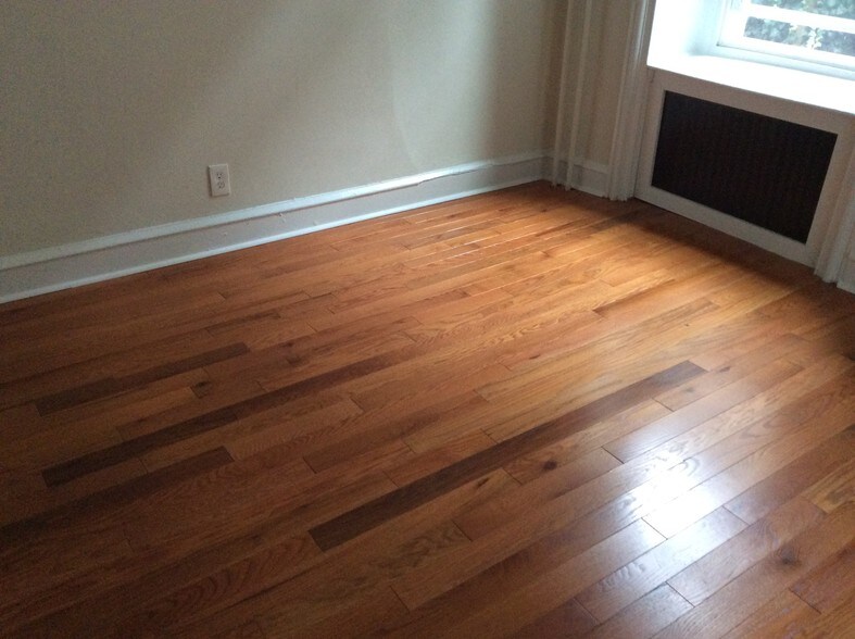 Hardwood floors throughout - 412 W Chelten Ave