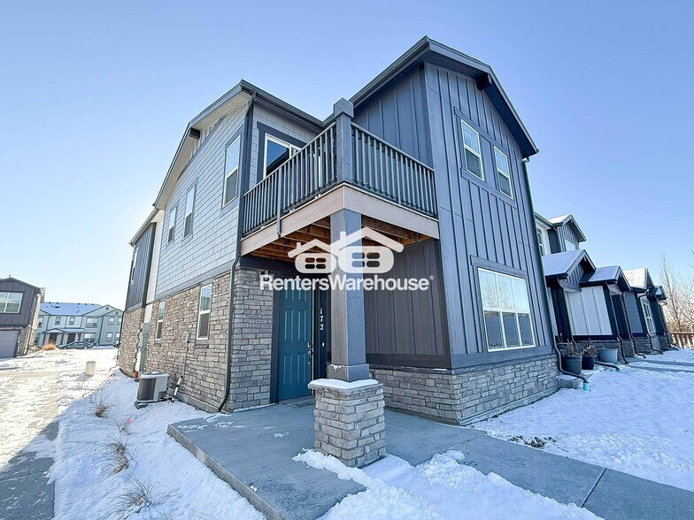 Primary Photo - 176 Ambrose St