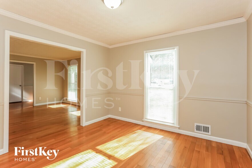 Building Photo - 2586 Kings Pistol Ct