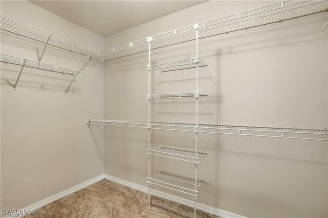 Building Photo - 2268 Piccadilly Ct