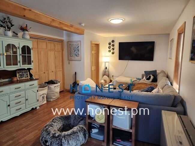 Building Photo - 9 High St