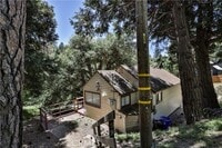 Building Photo - 599 Acacia Dr