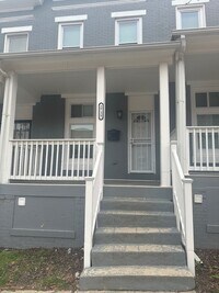 Building Photo - 2739 Rayner Ave