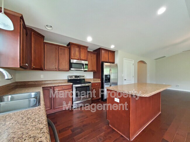 Building Photo - 138 Autumn Hill Rd