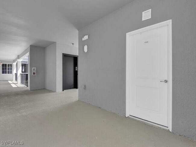 Building Photo - 5651 Double Eagle Cir