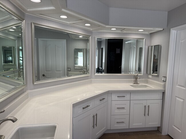 Building Photo - 14269 Dalhousie Rd