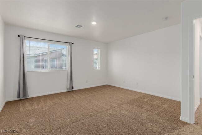 Building Photo - 12186 Scarlet Ember Rd