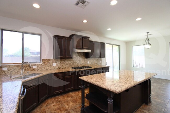 Building Photo - 3929 E Tonto Pl