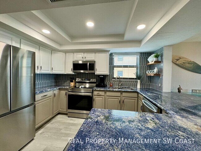 Building Photo - 4260 SE 20th Pl