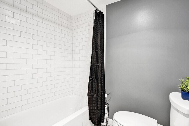 Building Photo - 300 Ocean Trail Way