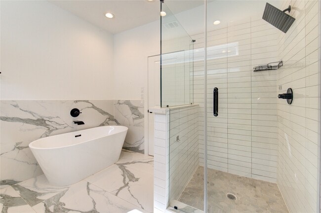 Building Photo - 10926 Fire Creek Dr