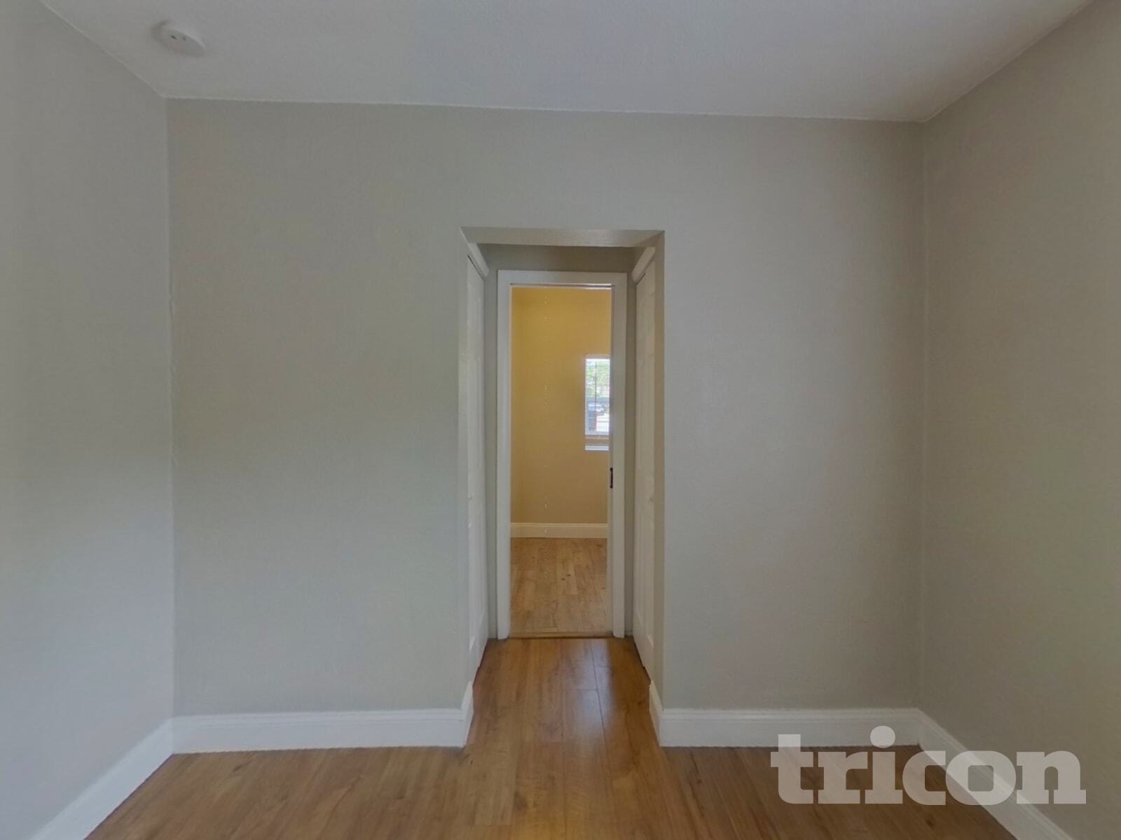 Building Photo - 3250 Prescott St N