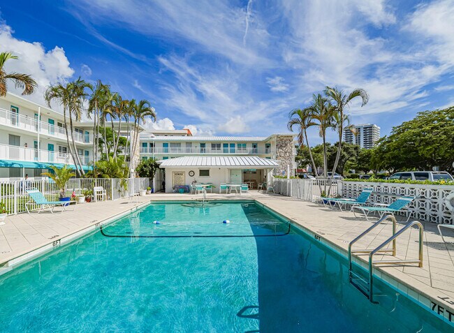 Building Photo - 37 Yacht Club Dr