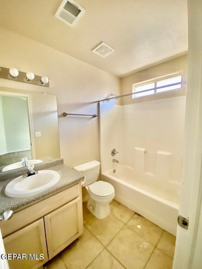 Building Photo - 11793 Jim Webb Dr