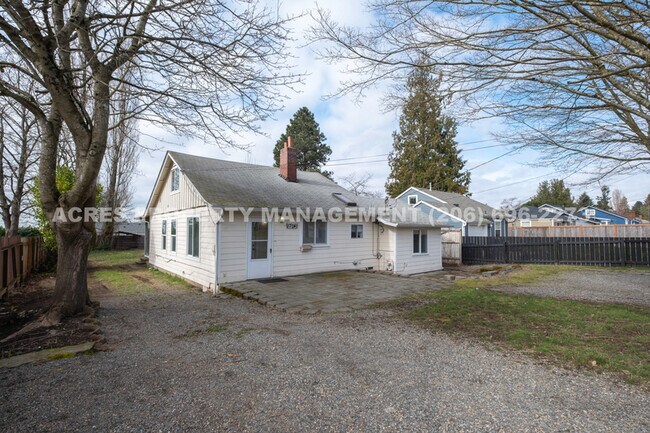 Primary Photo - 17041 34th Ave S