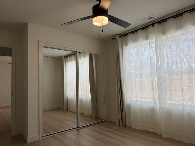 Building Photo - 1007 Jefferson St