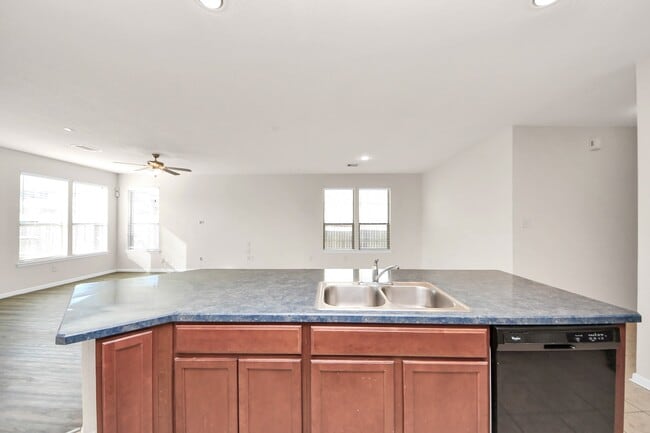 Building Photo - 6603 Taylor Park Ln