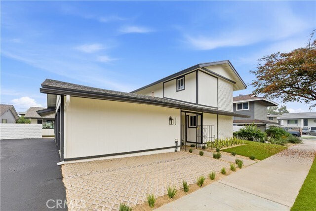 Building Photo - 1172 N Shattuck St