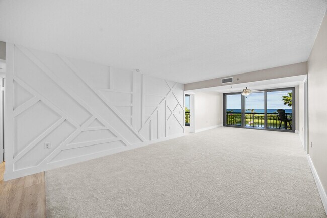 Building Photo - 401 S Seas Dr