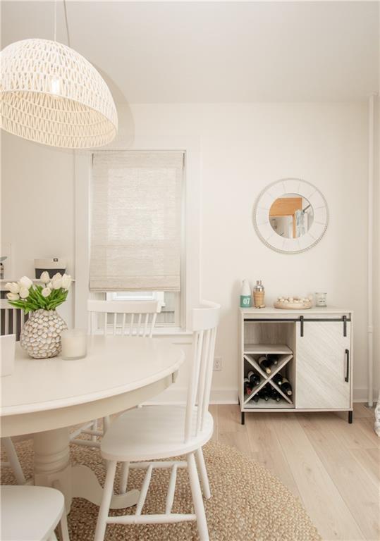 Building Photo - 33 Slocum St