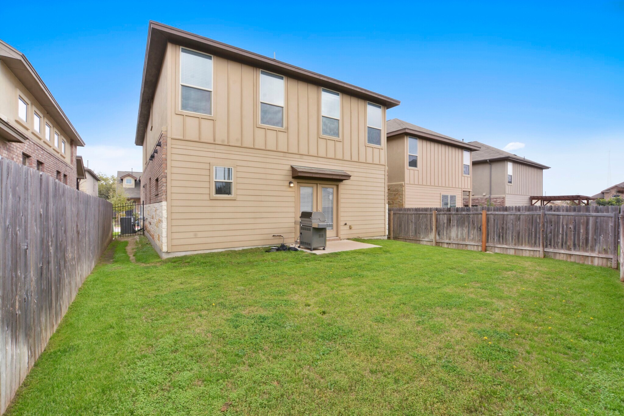 Yard maintenance included in rent - 1401 Little Elm Trl