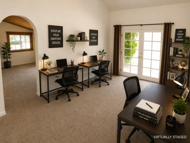 Building Photo - Spacious Student Rental Near Campus – HUGE DISCOUNT + ONE MONTH FREE!