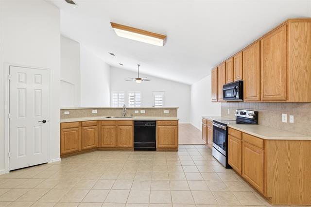 Building Photo - 10228 Sourwood Dr