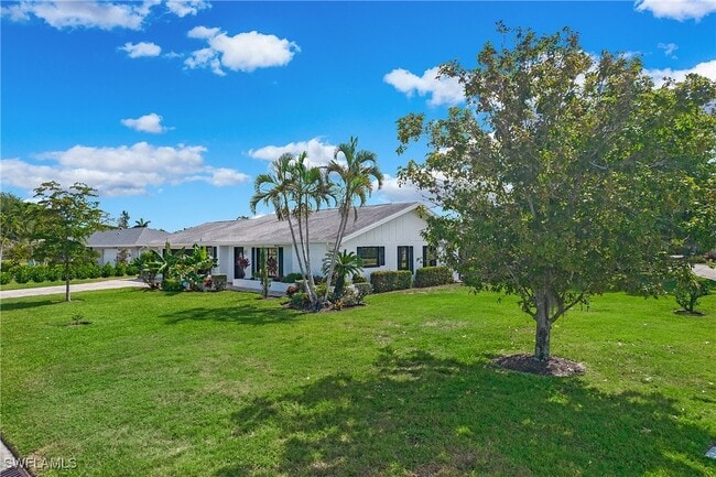 Primary Photo - 27 Pebble Beach Blvd