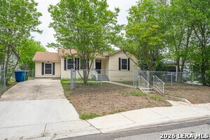 Building Photo - 2313 Texas Ave