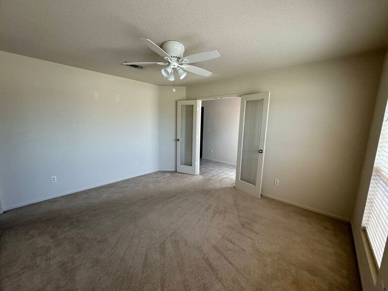 Building Photo - 3301 Bull Run Dr