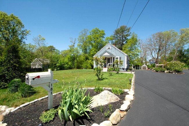 Building Photo - 181 Beechwood St