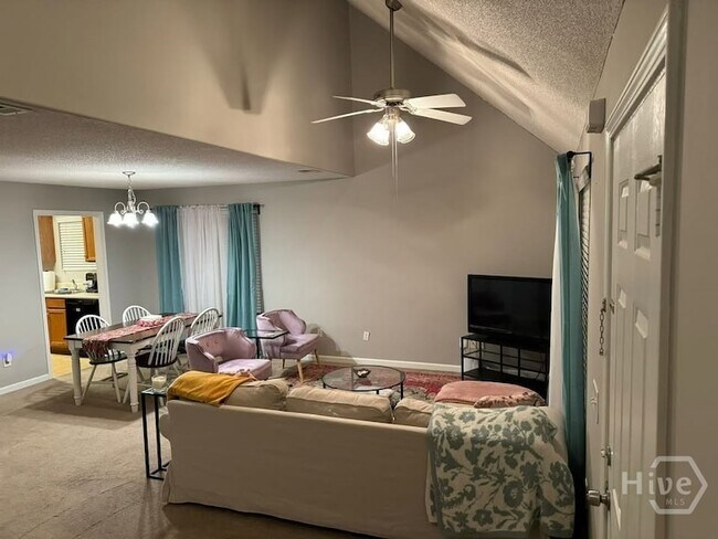 Building Photo - 431 Bridgewater Way