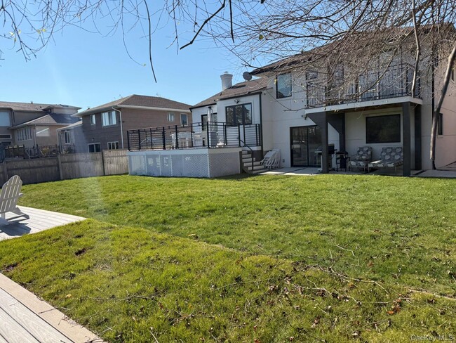 Primary Photo - 640 Derby Ave