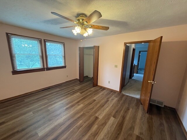 Building Photo - 897 Cornell Ct