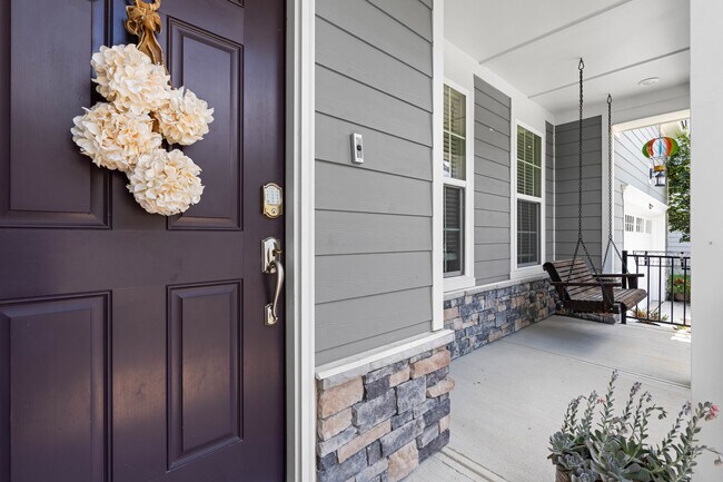 Building Photo - 2930 Farmhouse Dr