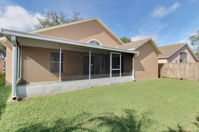Building Photo - 10538 Sun Villa Blvd - Available December ...