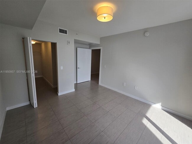 Building Photo - 117 SW 10th St