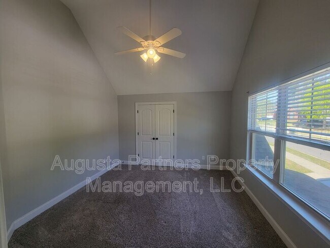 Building Photo - 135 Langfuhr Way