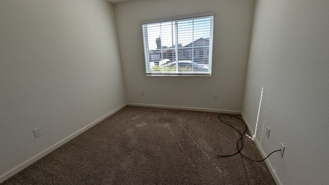 Building Photo - Beautiful 3 Bedroom 2 Bath Home in Cambria Estates