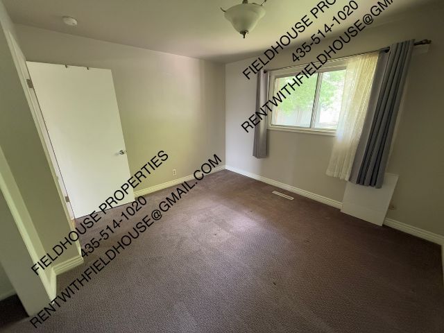 Building Photo - 1285 E 1500 N
