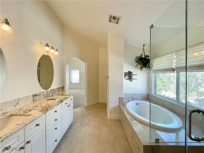Building Photo - 1590 Sabatini Dr