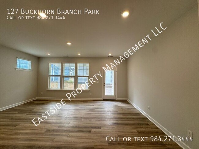 Building Photo - 127 Buckhorn Br Pk