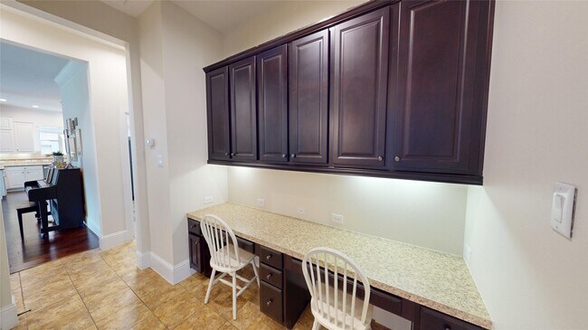 Building Photo - 8134 Caroline Ridge Dr