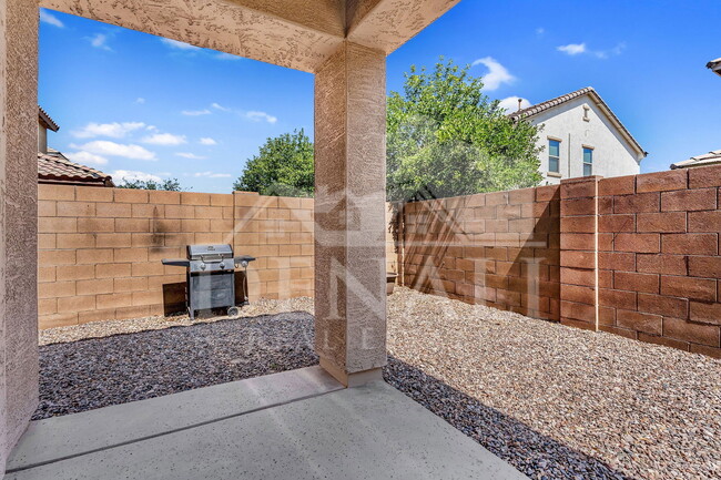 Building Photo - 21145 E Via De Olivos Ct