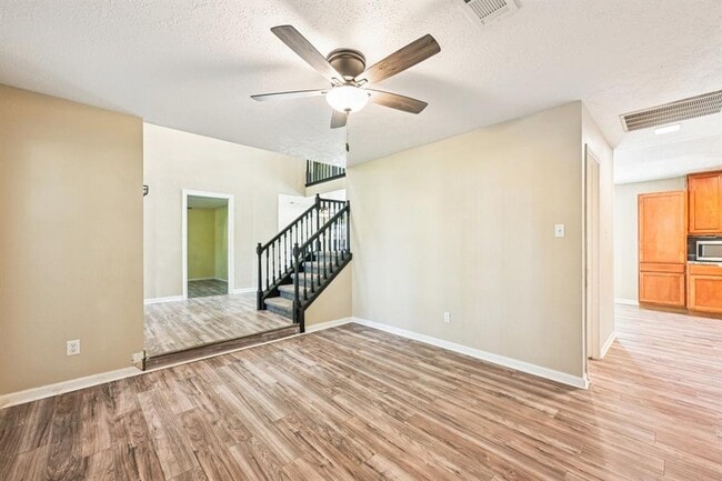 Building Photo - 10410 Springland Ct