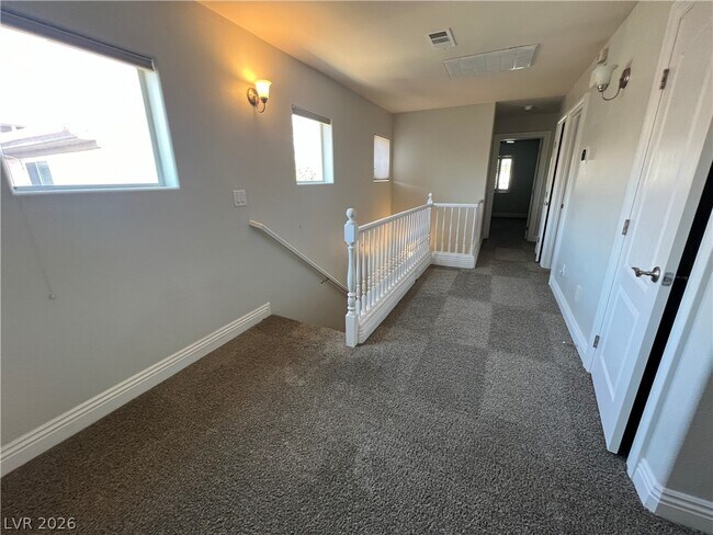 Building Photo - 9460 Glendora Valley St