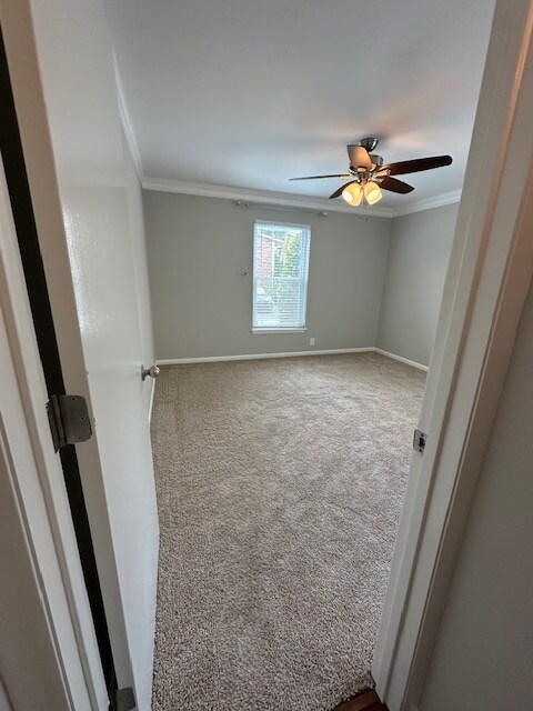 Building Photo - 2116 Hobbs Rd