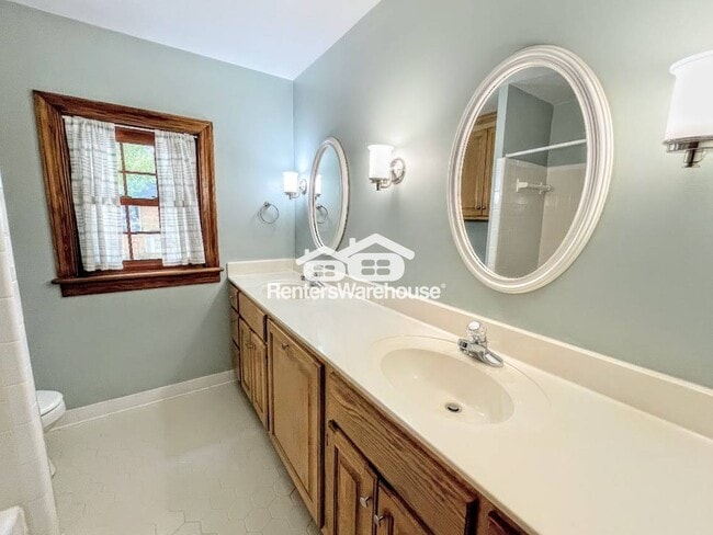 Building Photo - 2925 Duke of York Dr