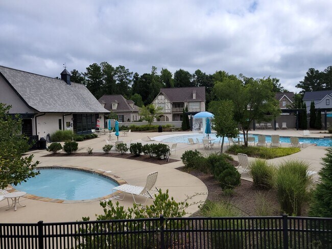 Building Photo - 4417 Tuckahoe Ln