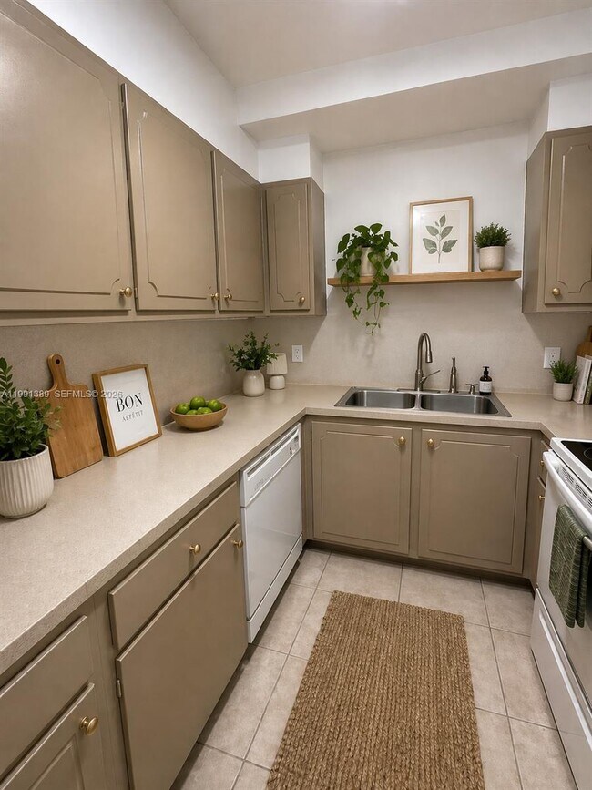 Building Photo - 6361 N Falls Cir Dr